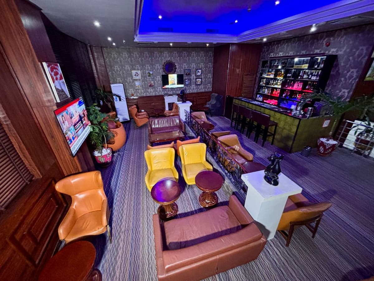 Fine Dining Restaurant - Airport Golden Tulip Hotel Lagos